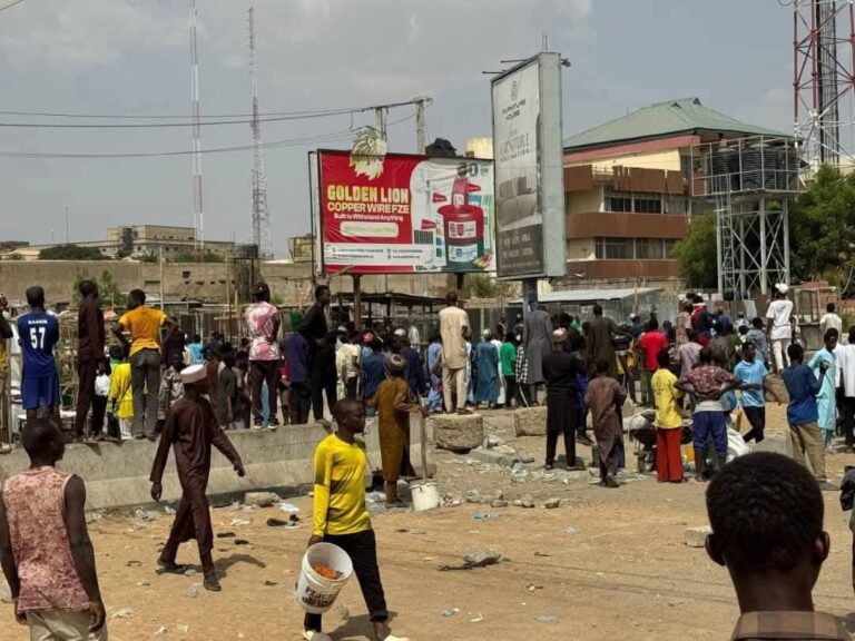 fb_img_17773060670986031250432040381157